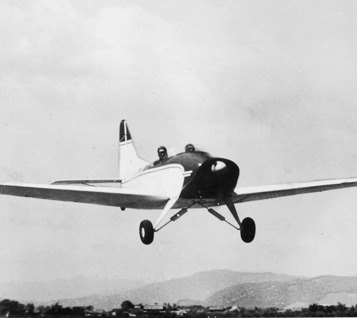 戦後初の国産飛行機「N-52」